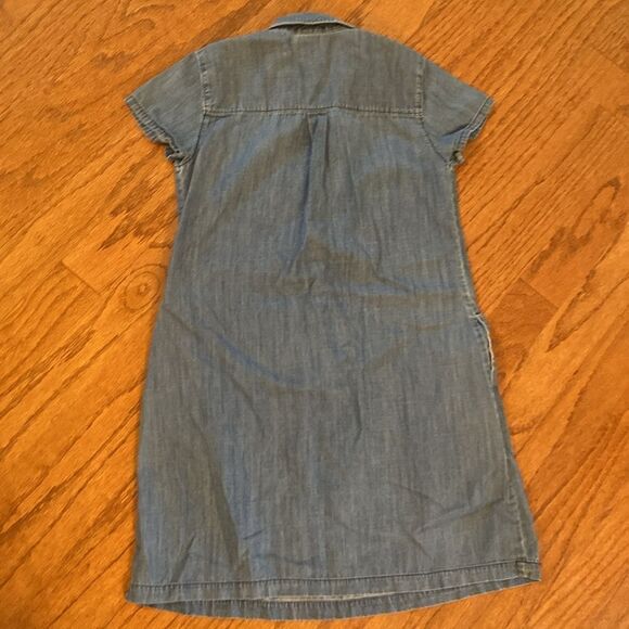 Maison Jules size 8 denim dress with pockets on the chest and on the side - Picture 8 of 9